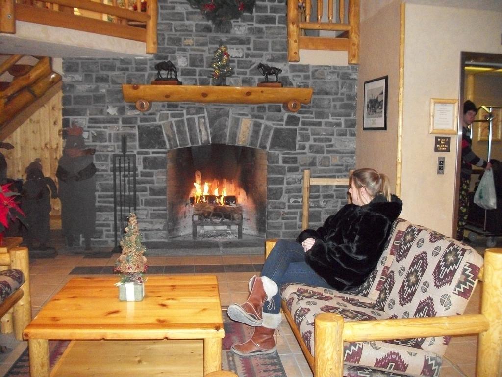Brewster Mountain Lodge Banff Eksteriør billede